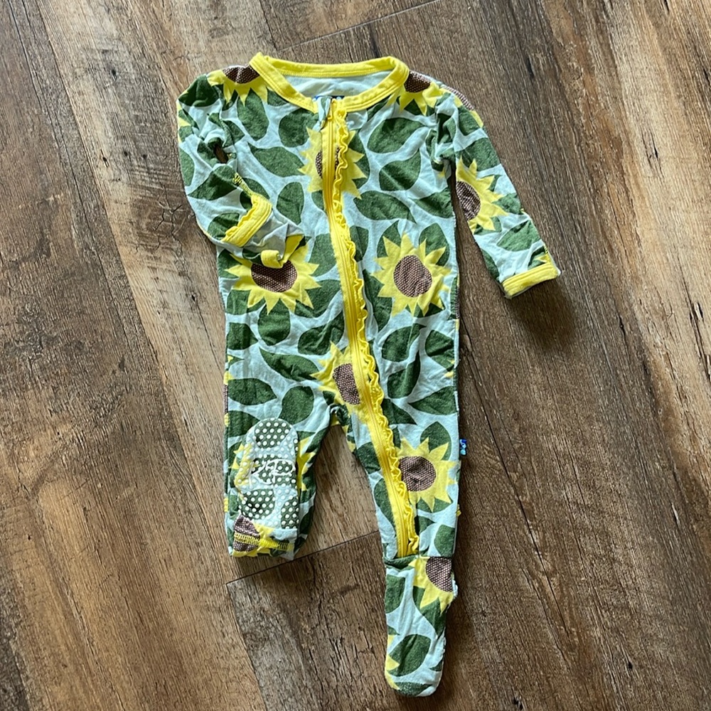 Kickee Pants zippy